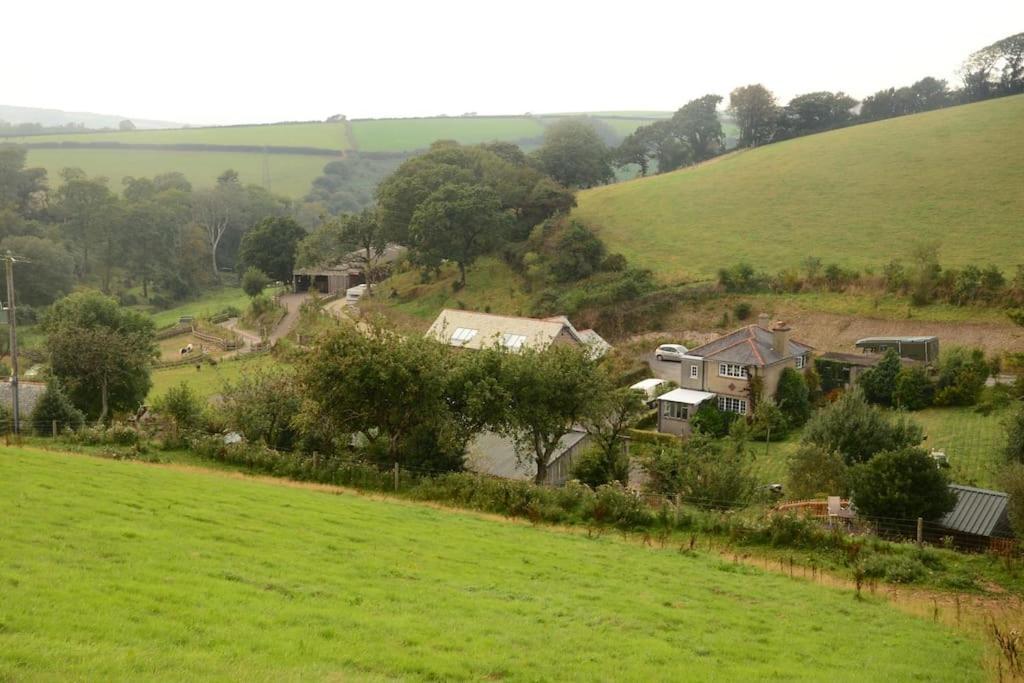 Woolcombe Cabin East Allington Bagian luar foto